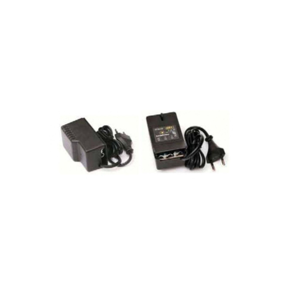 Alimentatore stabilizzato. Si utilizza per alimentare amplificatori, filtri attivi, partitori, derivatori che richiedono un'alimentazione con negativo a massa. 1 ingresso , 2 Uscite RF , Tensione di uscita +12V , Corrente erogabile 120 mA , Attenuazione di passaggio 0,5 dB , Indicatore luminoso a led.
